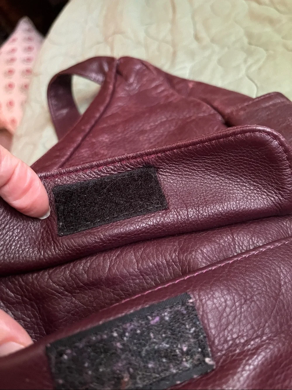 Vintage AmeriBag Healthy Back Bag  tear-drop shape leather.